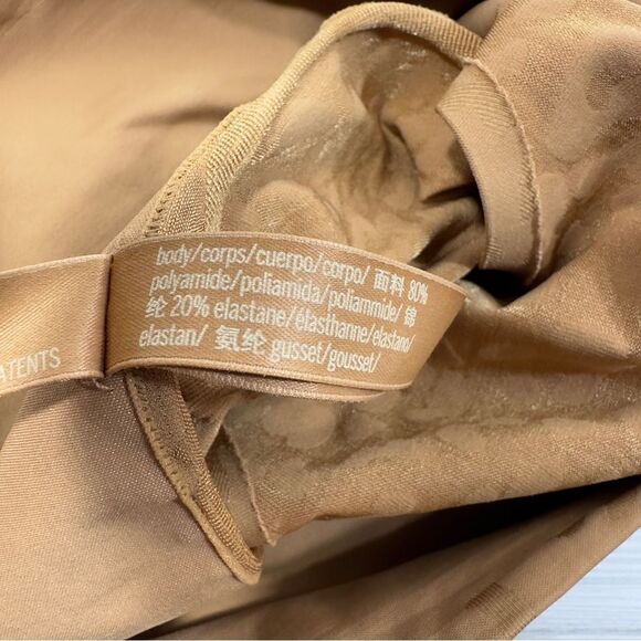 VICTORIA’S SECRET CURVES SEAMLESS HIGH WAIST TUMMY CONTROL NUDE PANTY NWT SMALL - Picture 4 of 6